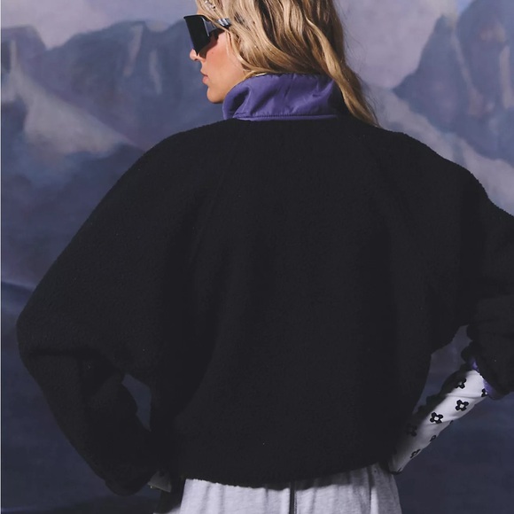 NWTS F.P. FLEECE PULLOVER (M) - Picture 5 of 6